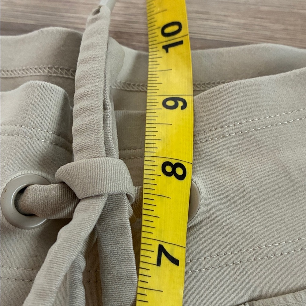 Athleta Trekkie North Jogger Pants Womens 6P Tan Khaki Hiking Athleisure Active - Picture 8 of 14